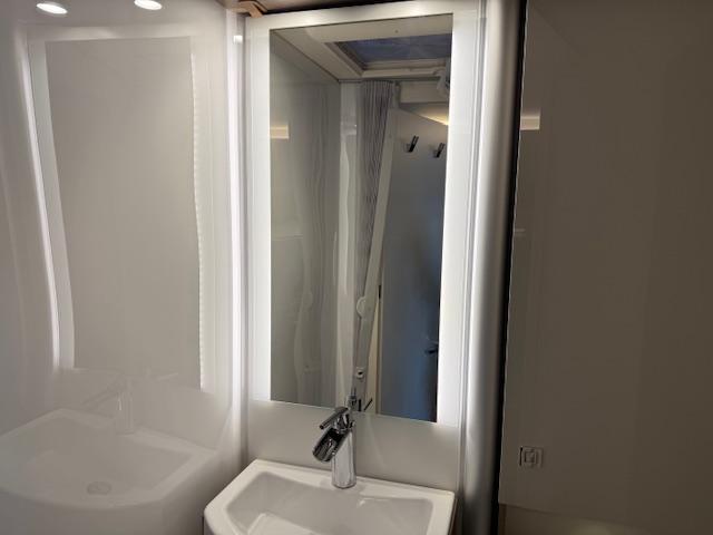 burstner Travel Van 590G HL-17